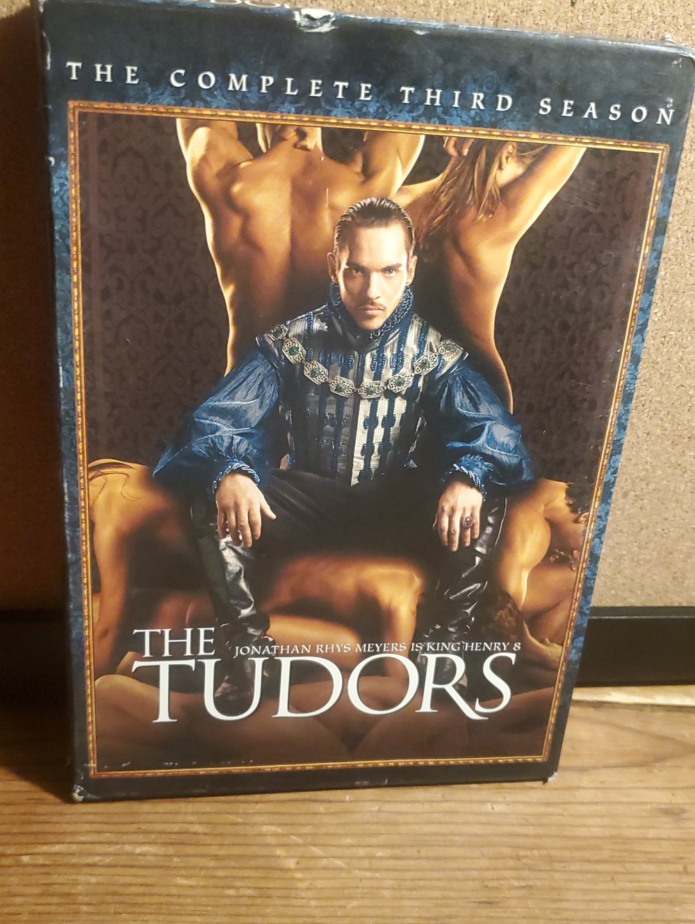 The Tudors Season 3 DVD Box Set - Blue & Gold Cover